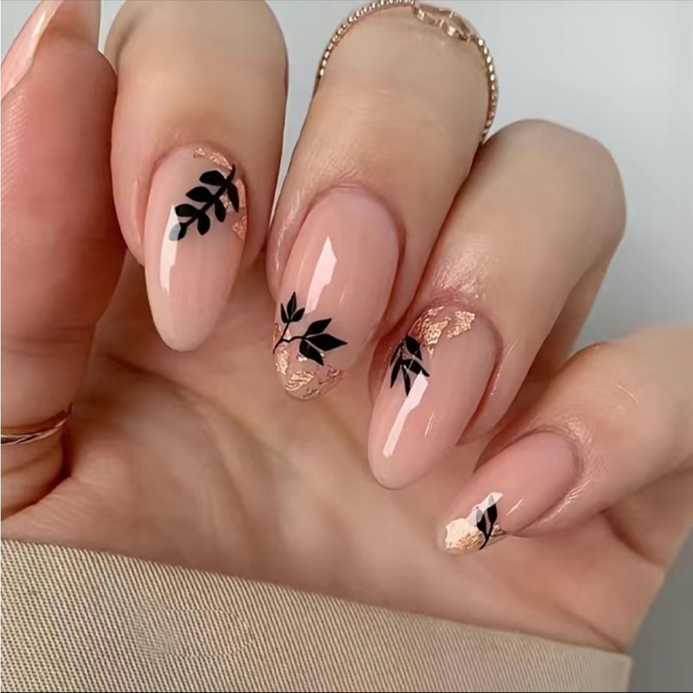 Golden Goddess - Nail Junkie - full artificial nail set